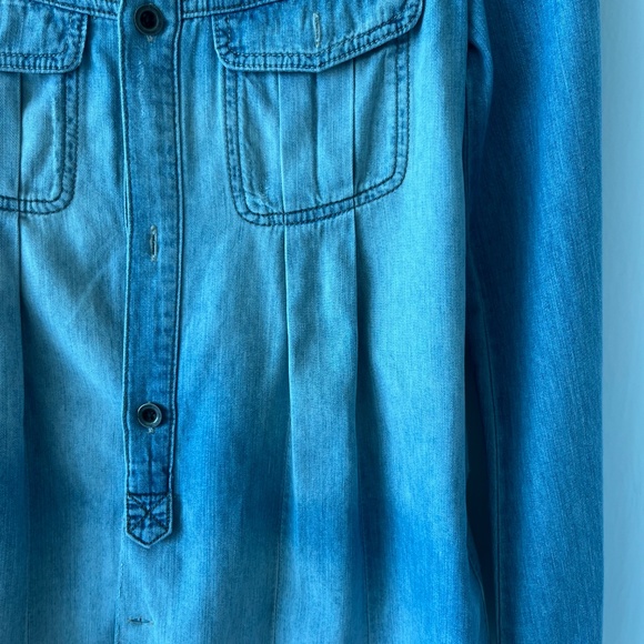 Diesel Light Wash Denim Shirt – XS Relaxed Fit - Picture 7 of 8